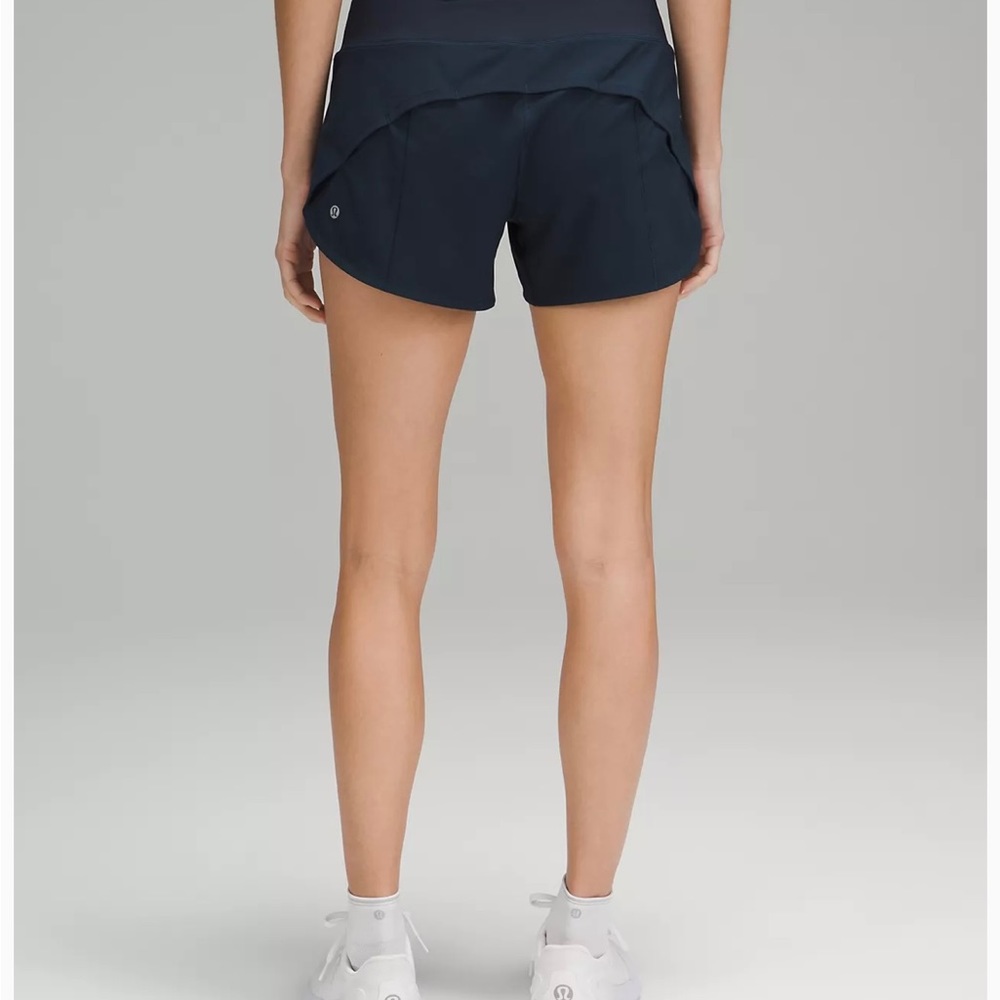 Lululemon Speed Up mid-rise shorts 4”